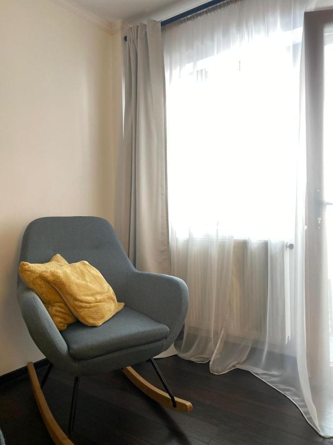 Aparthotel City Center Targu Ocna Esterno foto